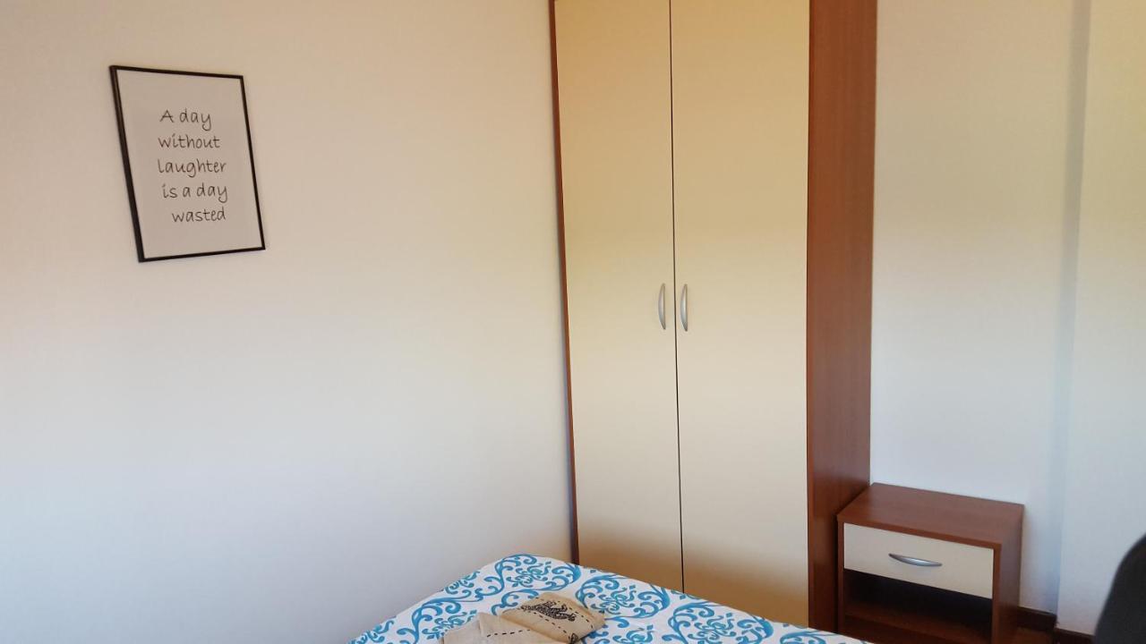 Apartmani Viktorija Fažana Buitenkant foto