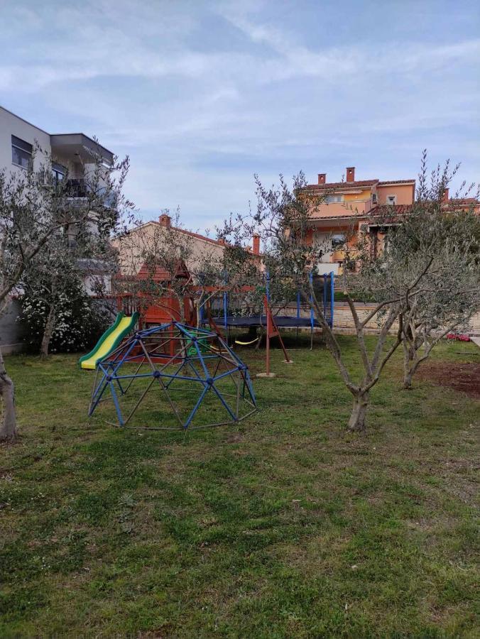 Apartmani Viktorija Fažana Buitenkant foto