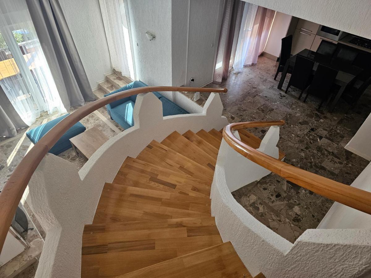 Apartmani Viktorija Fažana Buitenkant foto