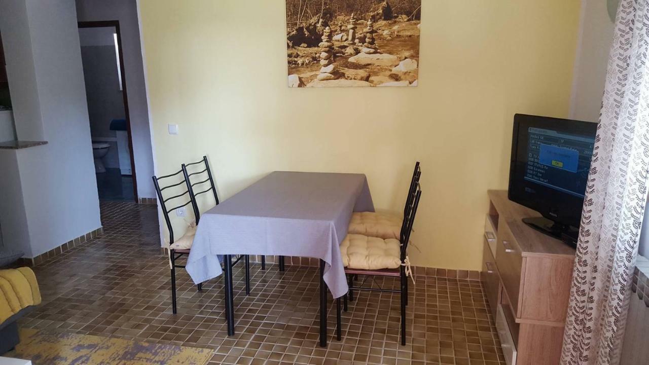 Apartmani Viktorija Fažana Buitenkant foto